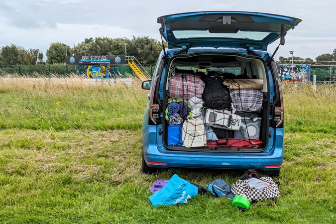 VW Caddy camping
