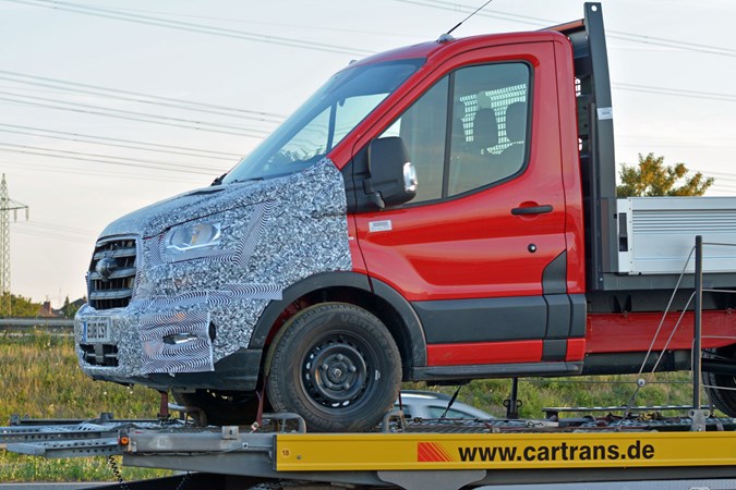 2019 Ford Transit facelift, spy shot, cab side view, close up