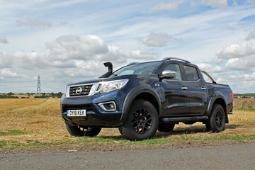 Nissan Navara AT32 review