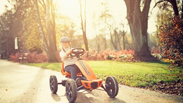 best kids ride on car