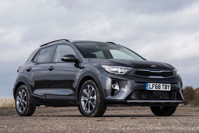 Small SUV group test: Citroen C3 Aircross vs SEAT Arona vs Kia Stonic ...