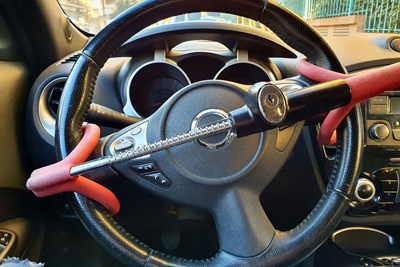 The best steering wheel locks to prevent car theft 2026