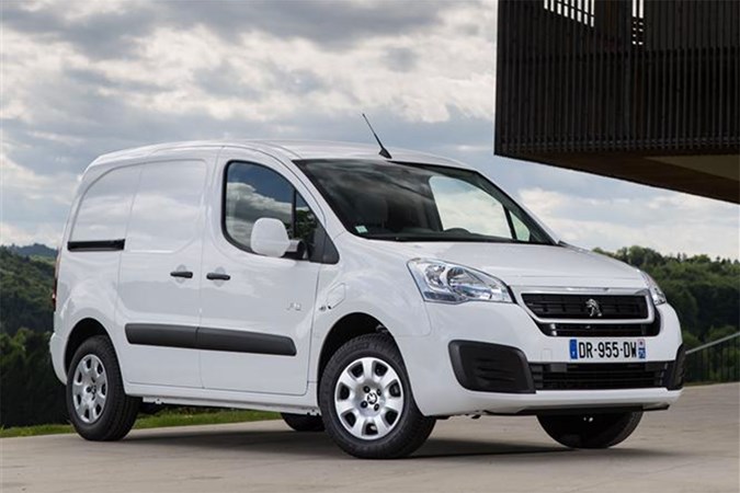 Peugeot Partner Electric van review - short-wheelbase (SWB) L1 model