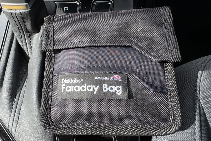 Disklabs Faraday Bag closed