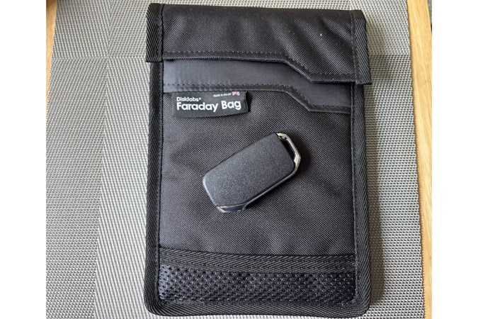 Disklabs Large Faraday Bag