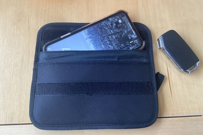 Stoplock Faraday Pouch