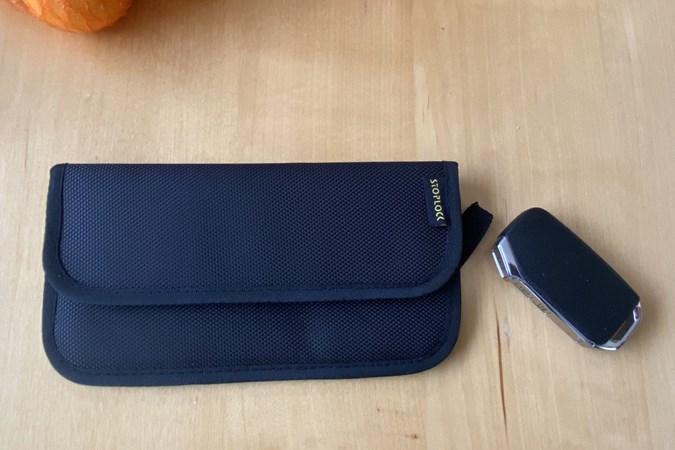 Stoplock RFID Pouch