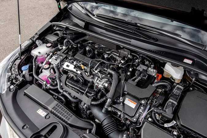 Toyota Corolla hybrid Excel, 2.0-litre engine