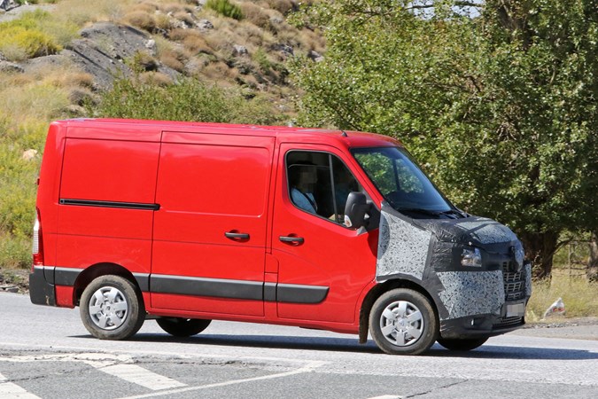 Renault Master, Nissan NV400, Vauxhall Movano 2019 facelift spy shot - side view, driving, red