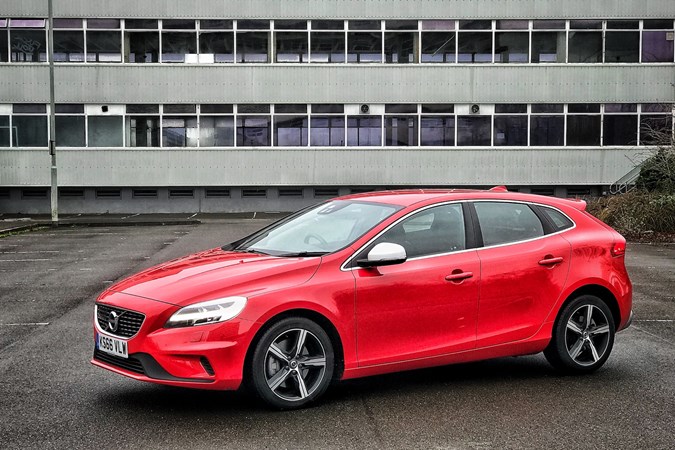 Volvo V40 D4 R Design