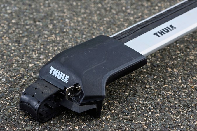 Thule Wingbar Edge close up