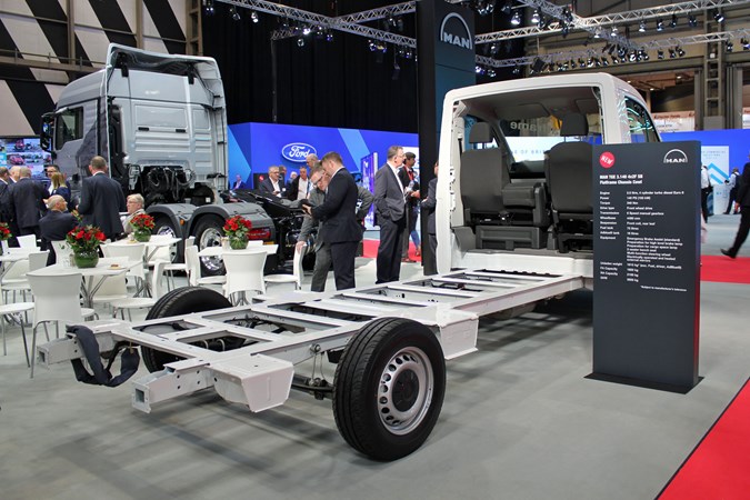 MAN TGE Flatframe Chassis Cowl at the CV Show 2019 - rear view
