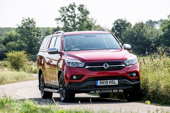 SsangYong Musso cornering
