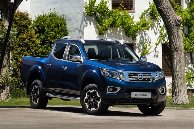 2019 Nissan Navara - Double Cab, blue, front view, new alloy wheels