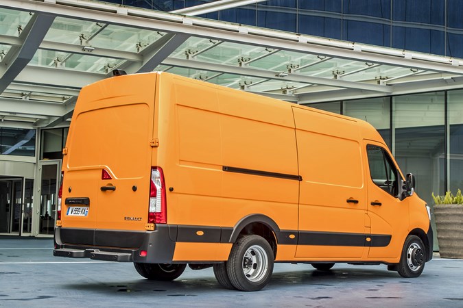 Euro VI for heavy duty vans - Renault Master 