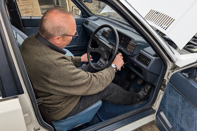 How to change a car battery
