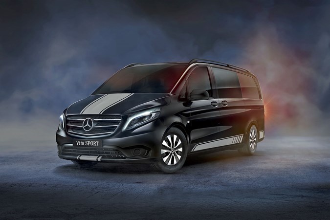 Mercedes-Benz Vito Sport 2019, front view, black with silver graphics