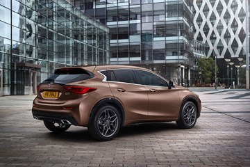 Infiniti Q30 hatchback