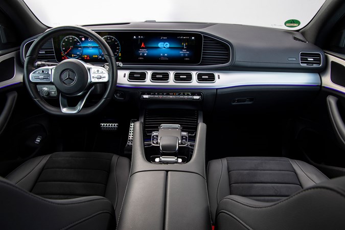 2020 Mercedes-Benz GLE interior - left-hand drive