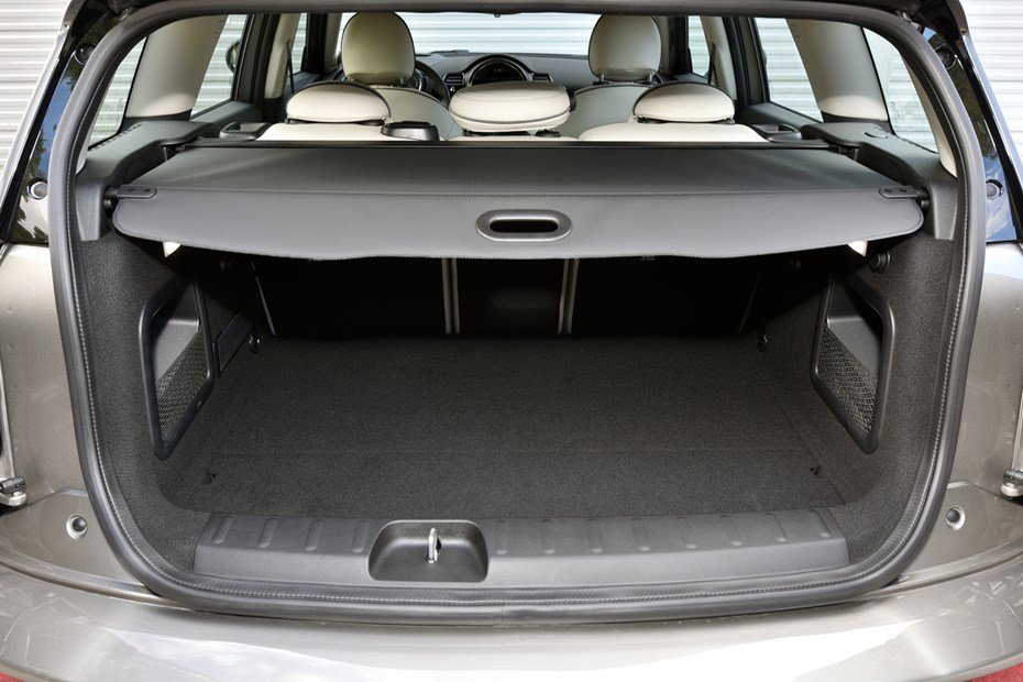 MINI Clubman (2024) boot space & practicality