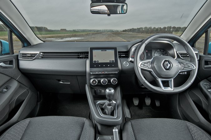 2020 Renault Clio Iconic interior with manual gearbox