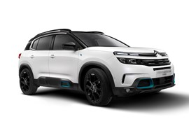 White 2020 Citroen C5 Aircross Plug-in Hybrid front three-quarter