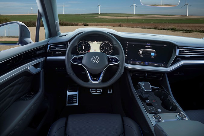 Volkswagen Touareg R (2020) interior view