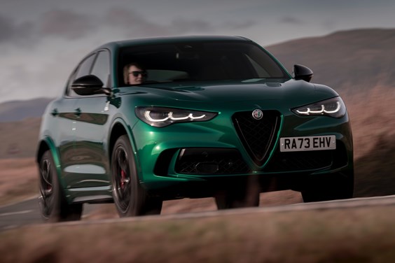 Alfa Romeo Stelvio Quadrifoglio (18 on) specifications data
