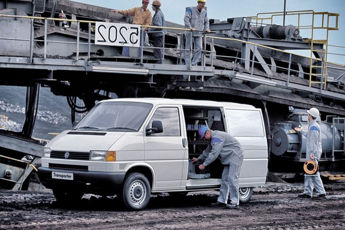 Volkswagen Transporter T4 on building site