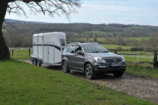 SsangYong Rexton towing horsebox - Best SUVs for towing