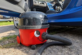 How to properly clean your car's interior
