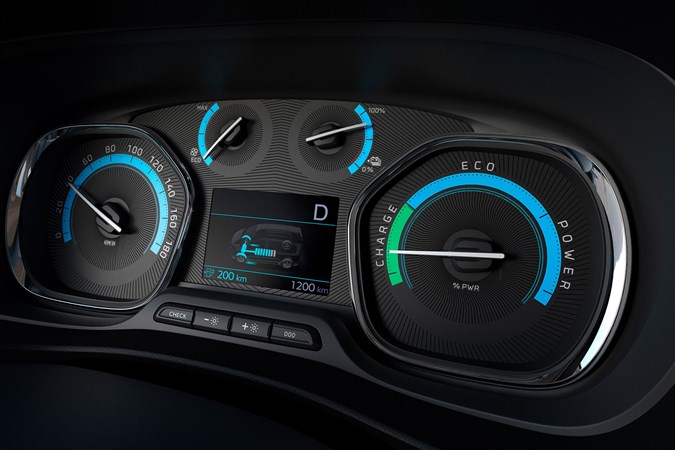 Peugeot e-Expert electric van - bespoke instrument panel, 2020