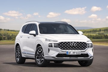 Hyundai Santa Fe goes hybrid for 2020