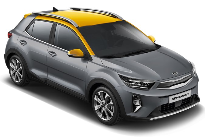 Kia Stonic (2020) facelift, grey and yellow