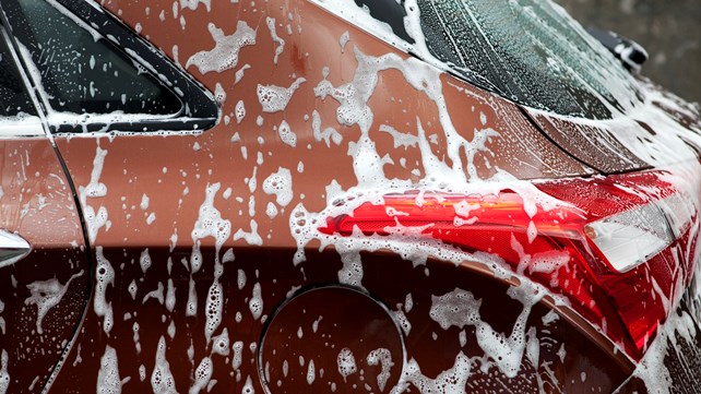 The best snow foam lances | Parkers