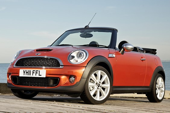 MINI Convertible (09-15) specifications data