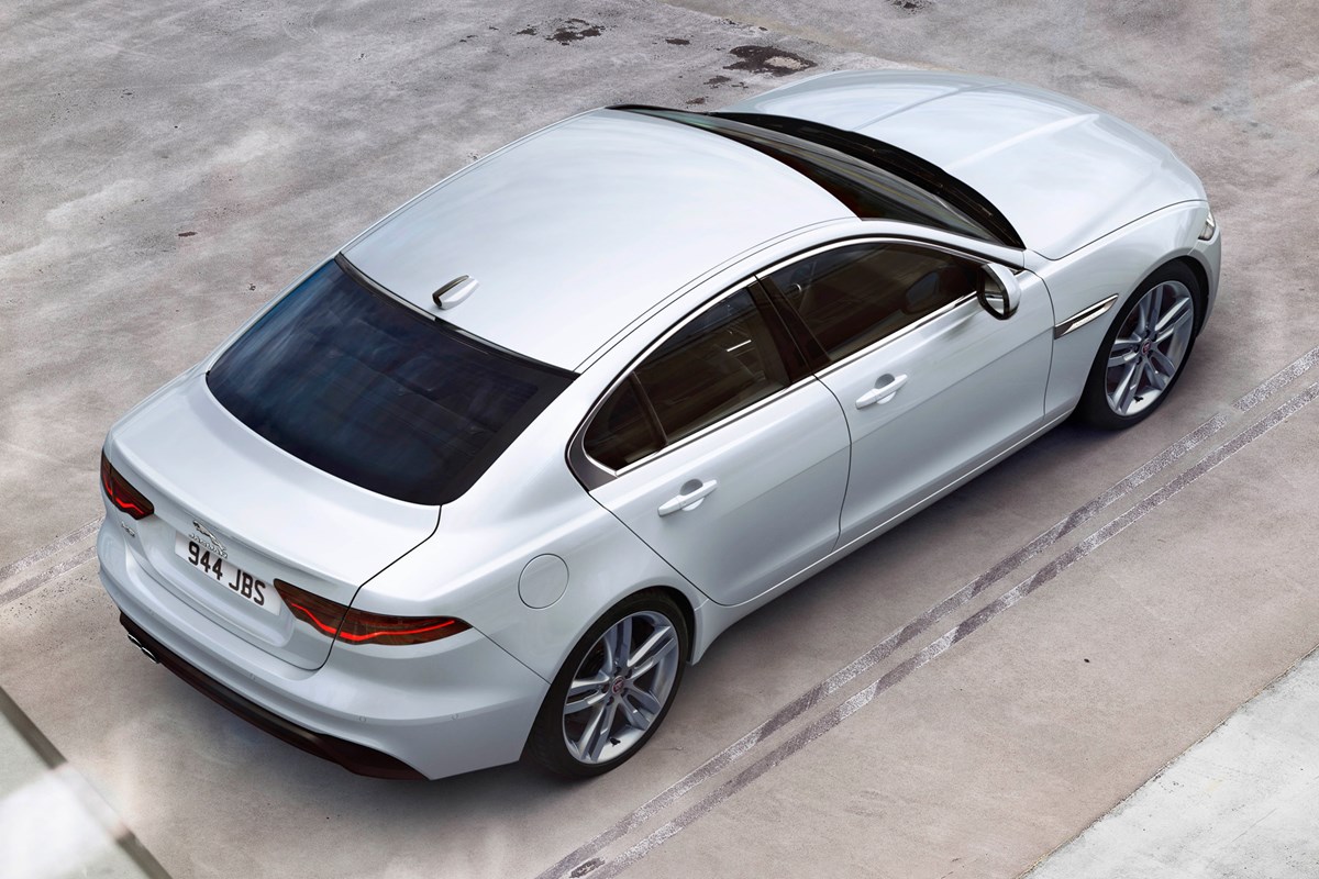 Jaguar xe on sale hybrid 2021