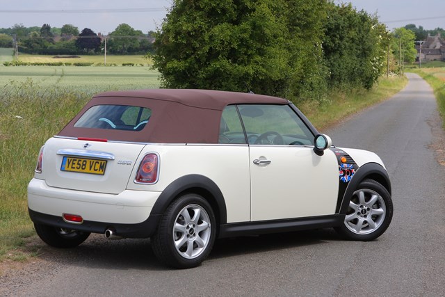 Used MINI Convertible Convertible (2009 - 2015) boot space & practicality