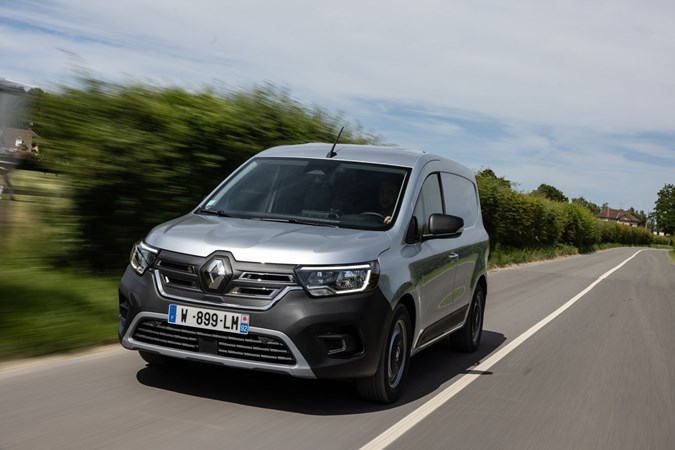 Renault Kangoo E-Tech 2022 driving front 