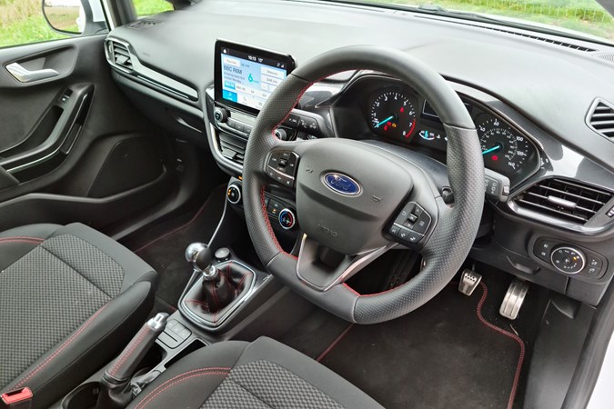 Ford Fiesta Sport Van vs Renault Zoe Van twin-test review, 2020, comparison test, Ford Fiesta Van cab interior