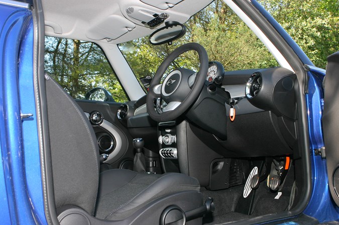 MINI Cooper S interior detail