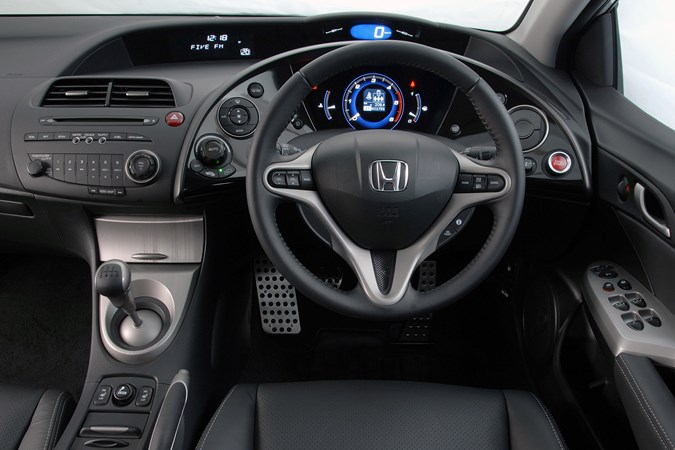 Honda Civic 2006-2013 interior view