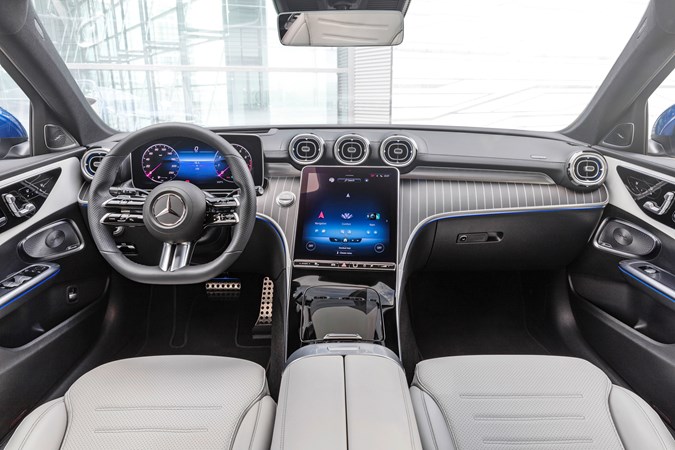 2021 Mercedes-Benz C-Class dashboard