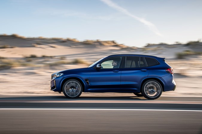 BMW X3 M Competition dynamic side