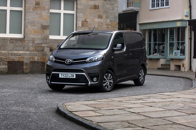 Toyota Proace in town