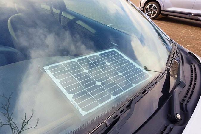 Ring Automotive RSP1000 positioned on Ford Puma's dashboard
