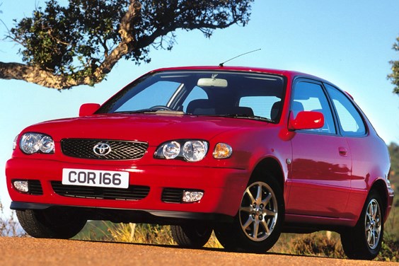 Toyota Corolla Hatchback (00-02) specifications data