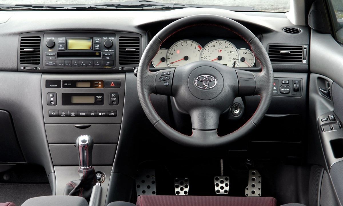 2002 corolla interior