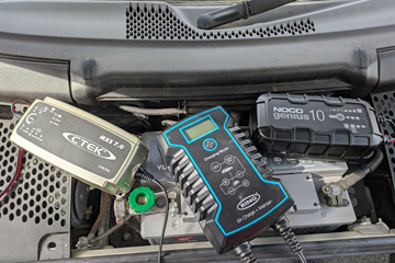 Best car trickle chargers
