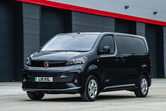 Vauxhall Vivaro 2024 update parked static